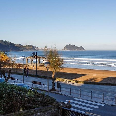 Pensión Zarauz Playa Bagian luar foto